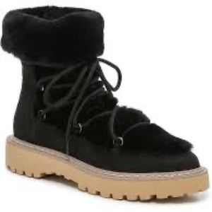 JLO Jennifer Lopez Ginna black boot with black fur trim, size 8.5